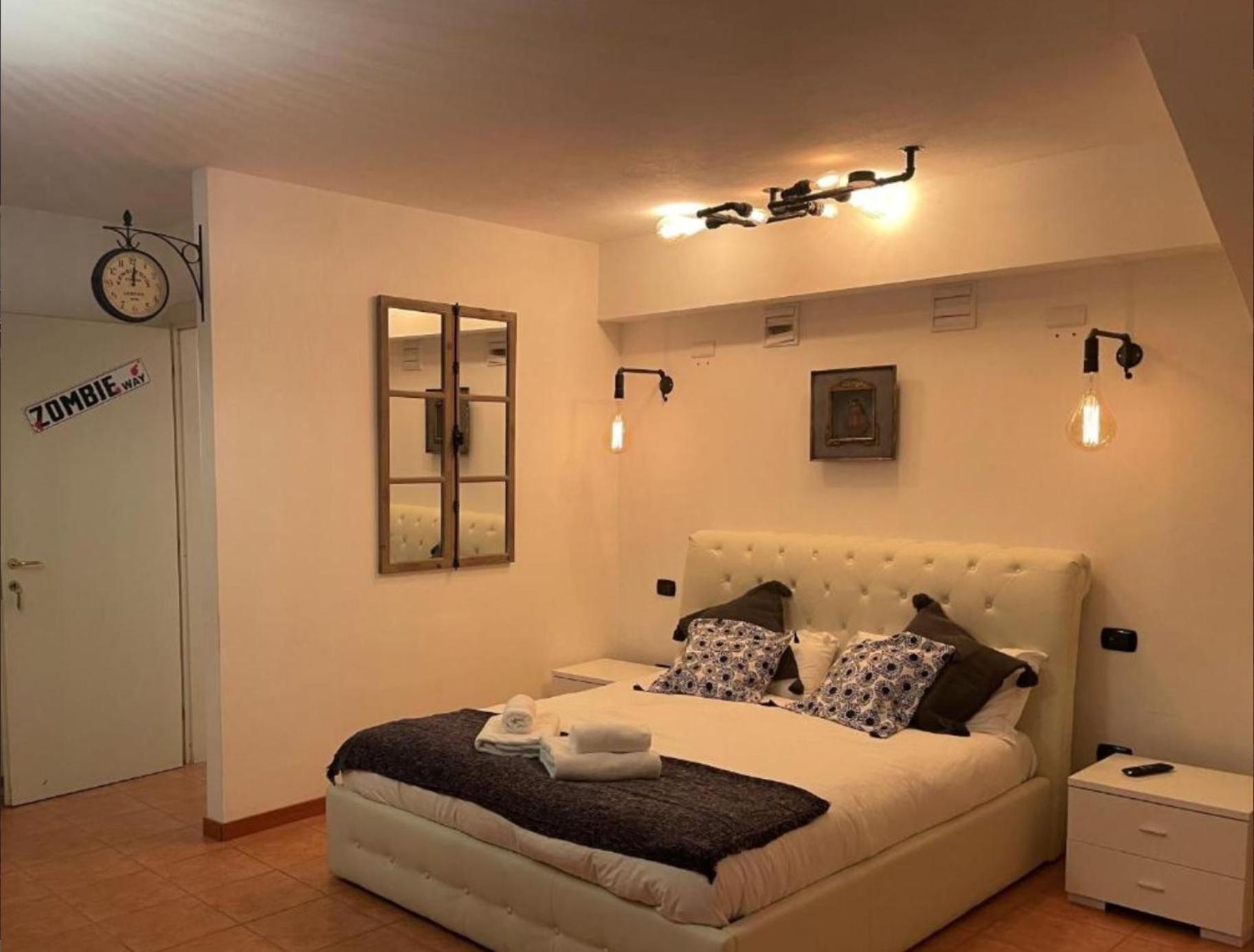 Bed and Breakfast Bb Tortona Milán Exterior foto