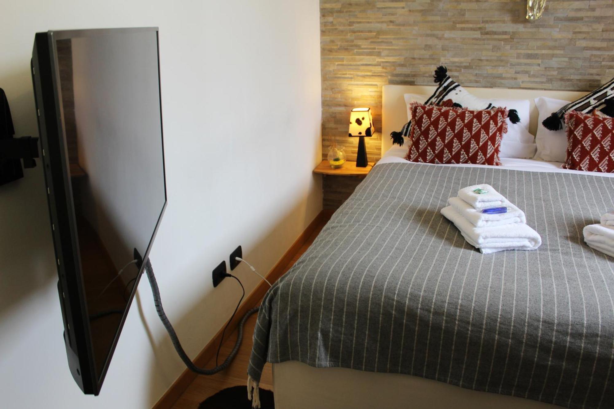 Bed and Breakfast Bb Tortona Milán Exterior foto